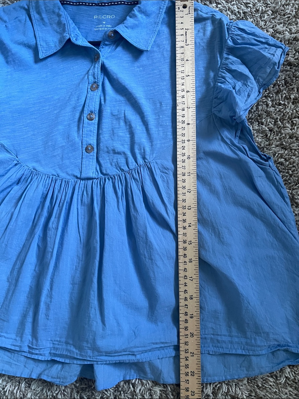 Like New! PILCRO Flutter-Sleeve Babydoll Top Blue Size M - Picture 14 of 15